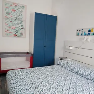 Casina Blu , Palermo Italia